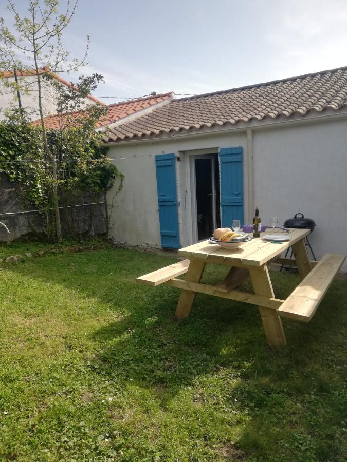 Le Gite Des Megalithes Le Bernard Luaran gambar